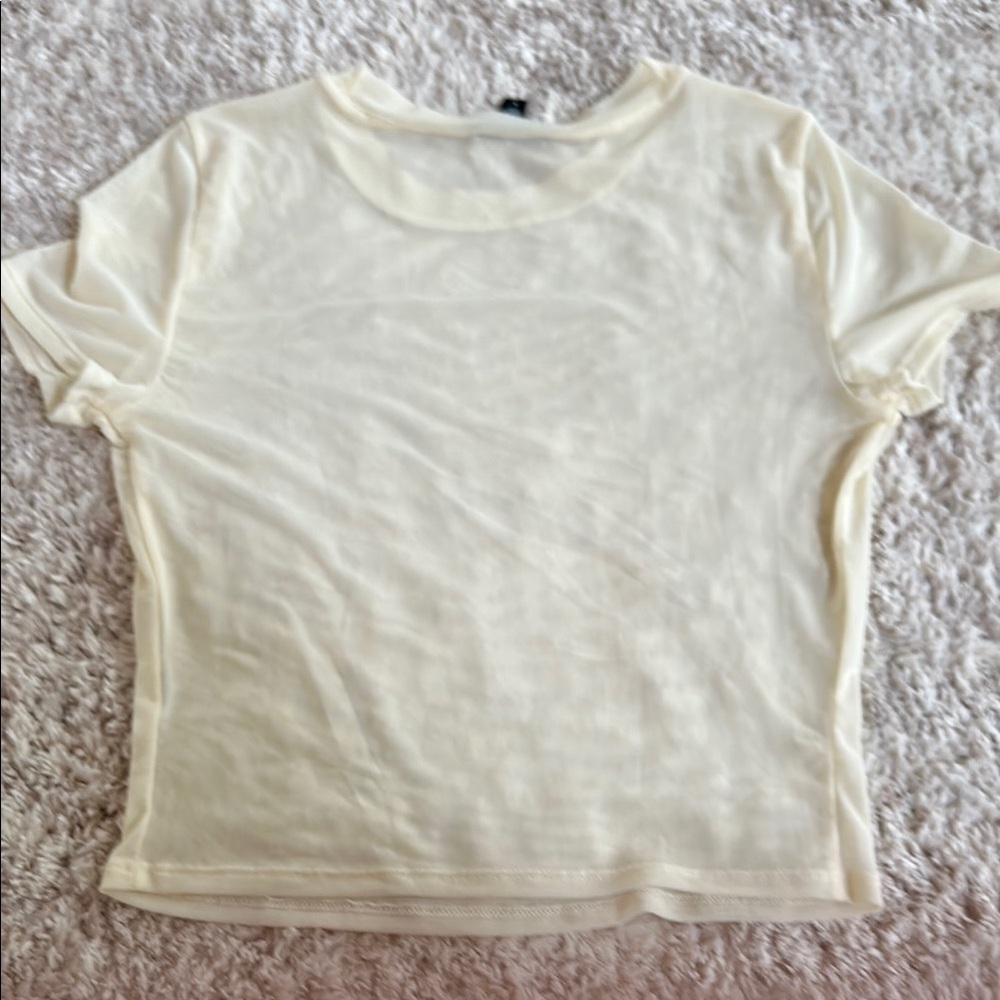 Express Cream Fitted Short Sleeve Mesh T-Shirt - Picture 3 of 3